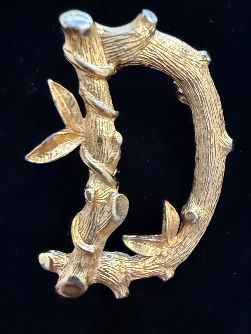 Vintage Sarah Coventry Bamboo Twig Branch Brooch Pin Gold Tone Signed Letter D